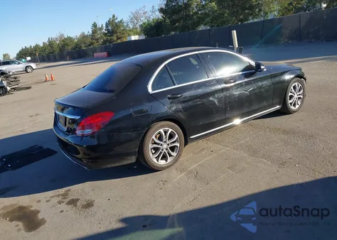 2015 Mercedes-Benz C 300 from USA, damaged, VIN 55SWF4JBXFU058867